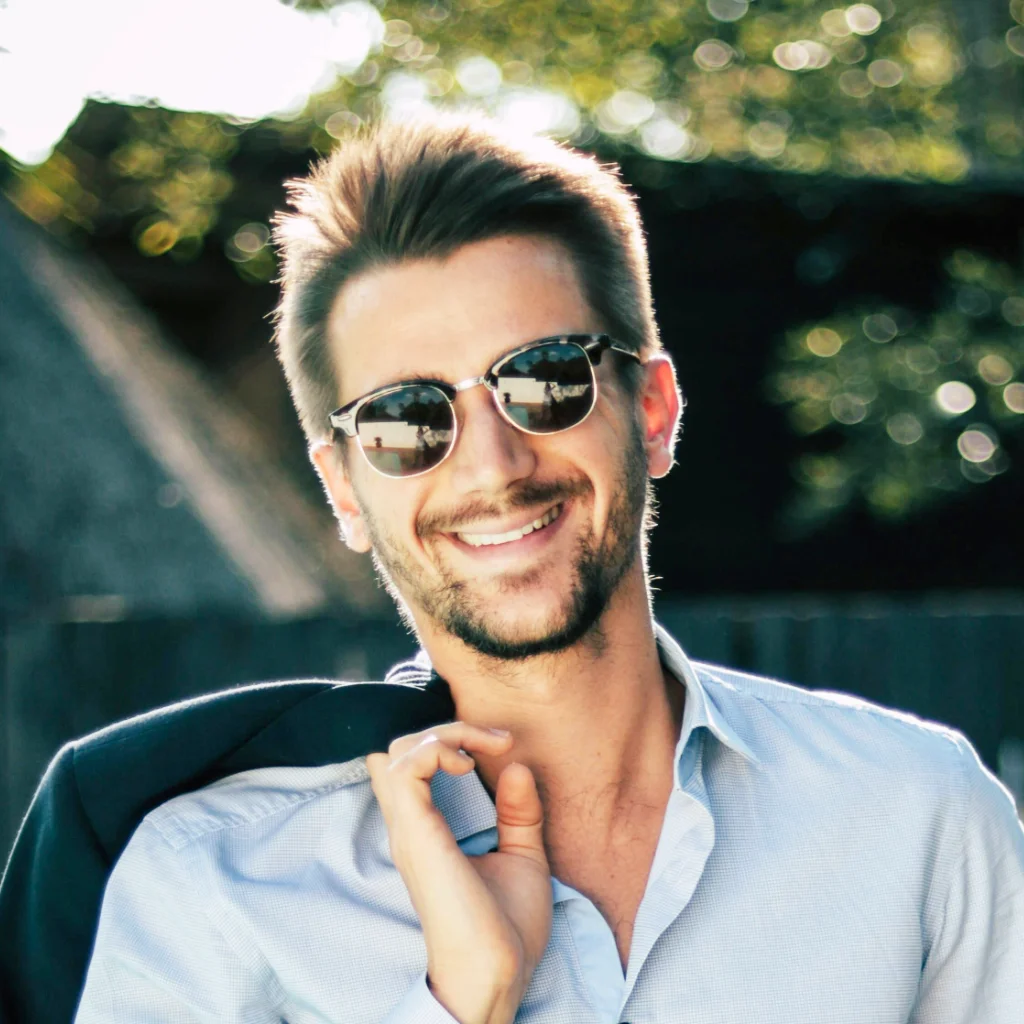 Профильное изображение